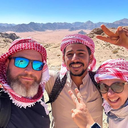 Wadi Rum Bubble Tent & Bedouin Style Eksteriør billede